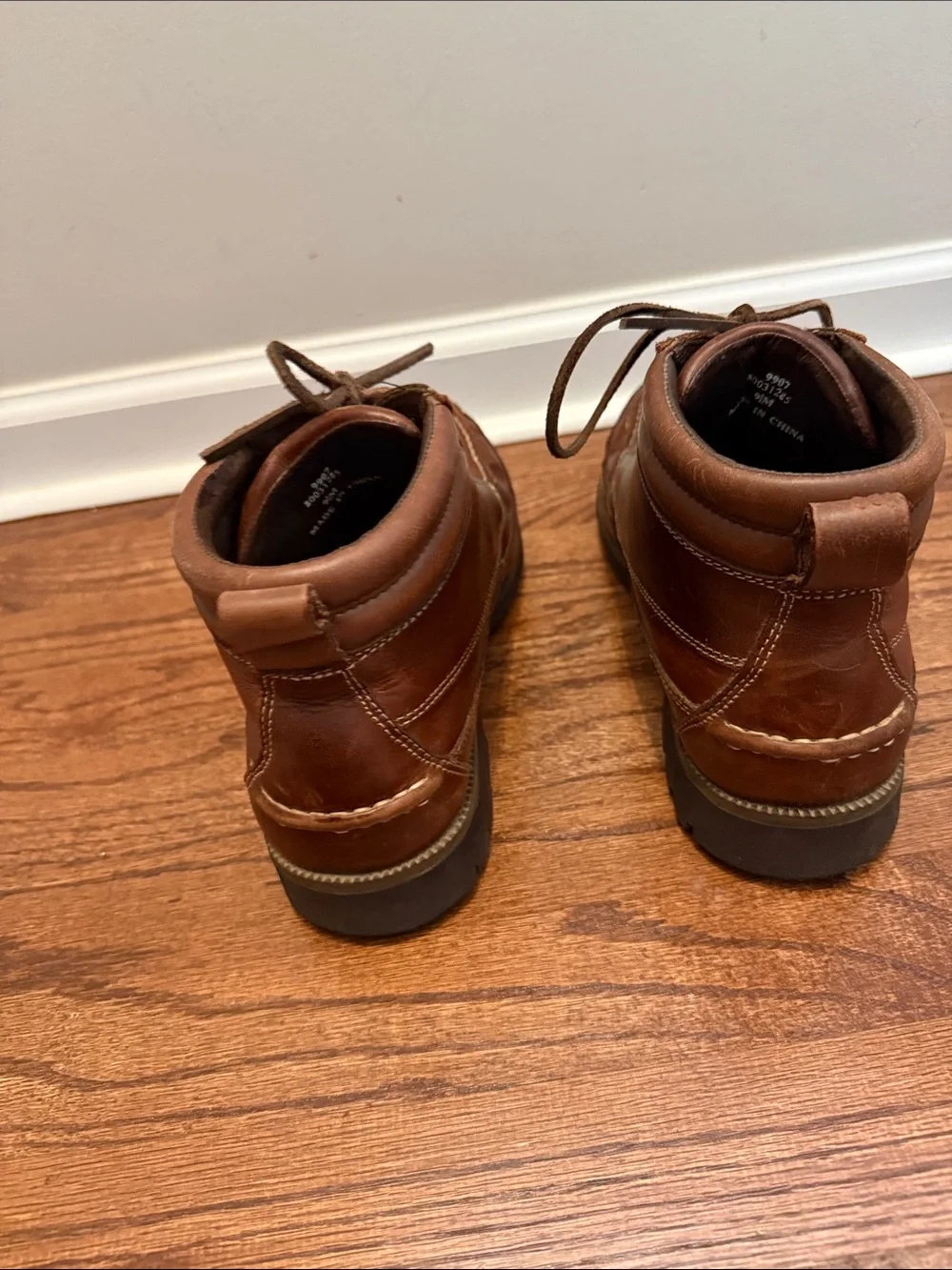 Cabela's Brown Leather Chukka Moc Toe Lace-Up Boots